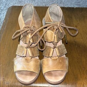 Women’s Sorel Tan Lace-Up Peep-Toe Heels